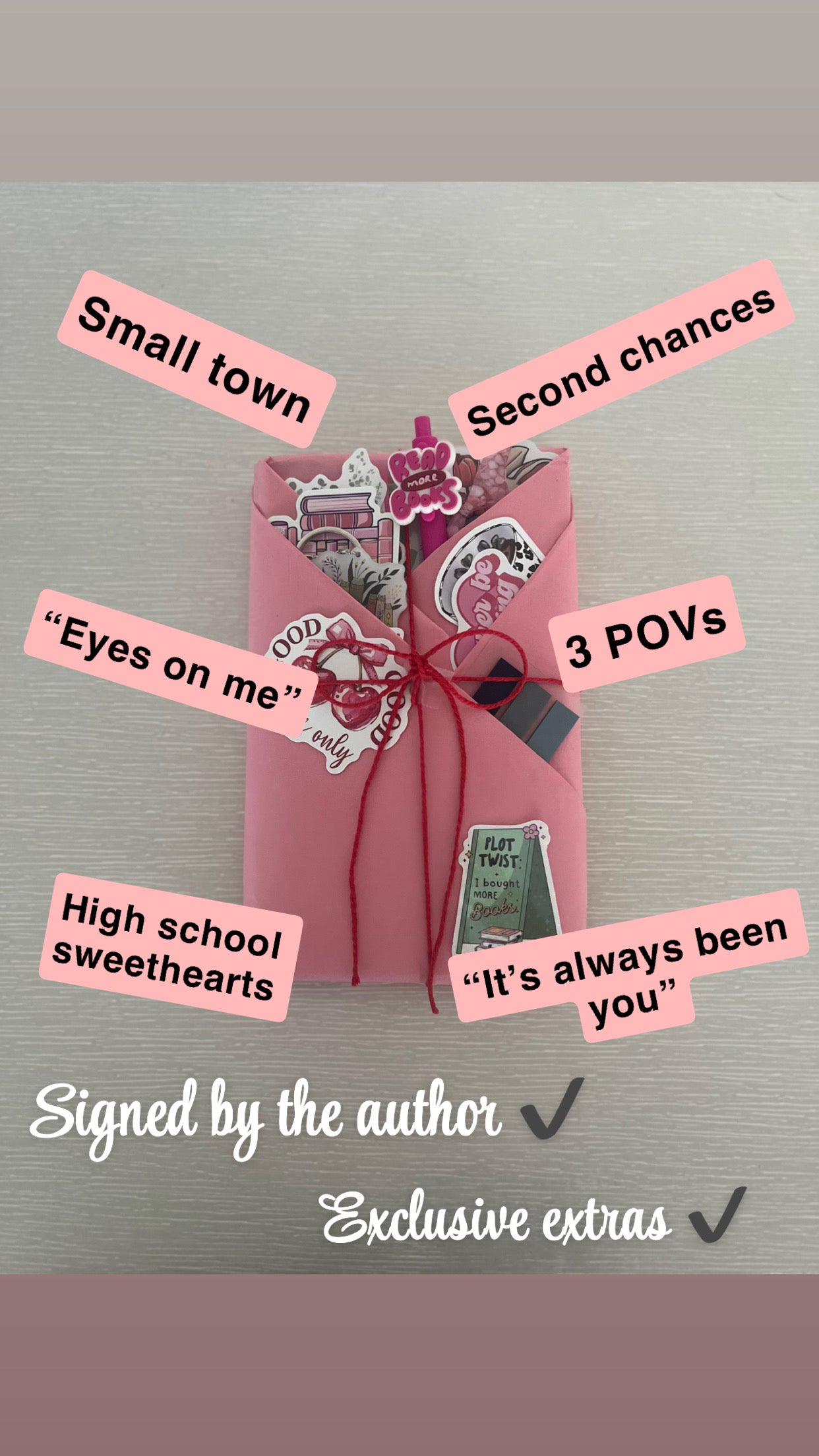 Small town-high school sweethearts Blind date with a book